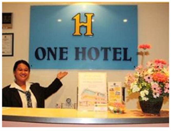 One Hotel Sadong Jaya Kota Kinabalu Exteriör bild