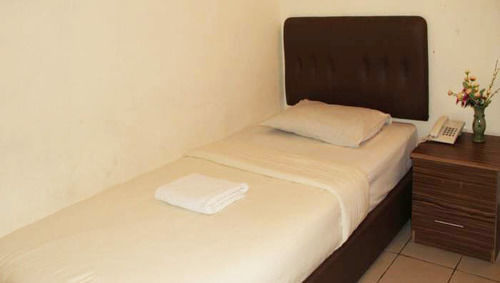 One Hotel Sadong Jaya Kota Kinabalu Exteriör bild