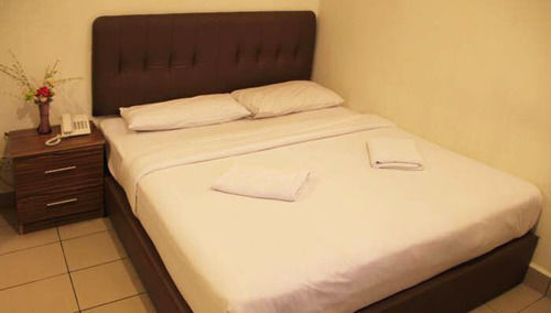 One Hotel Sadong Jaya Kota Kinabalu Exteriör bild