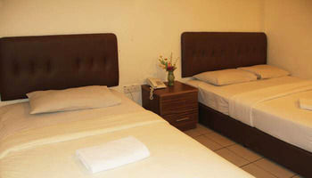 One Hotel Sadong Jaya Kota Kinabalu Exteriör bild